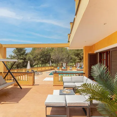 Вилла Golf Sitges Виланова-и-ла-Желтру