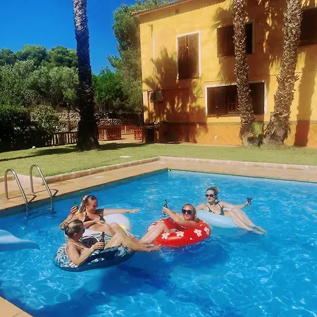 Golf Sitges فيلة فيلانوفا إي لا خيلترا