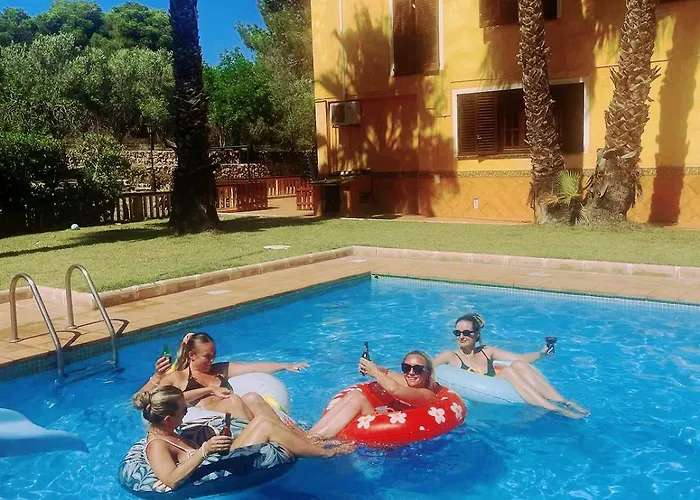 Golf Sitges Вилла Виланова-и-ла-Желтру